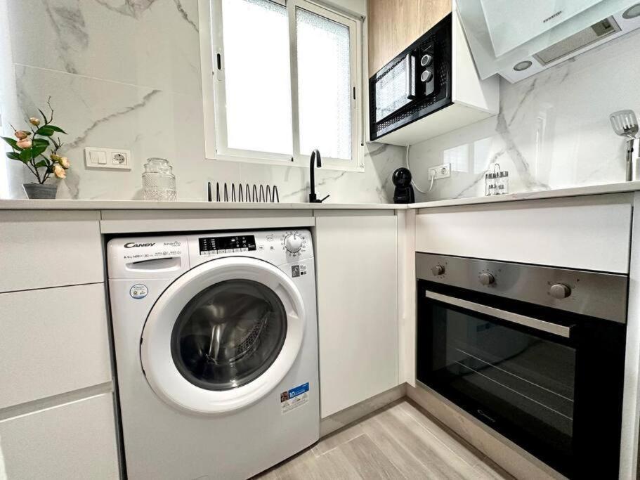 Apartamentos Rincon Andaluz 4 Kordoba Bagian luar foto